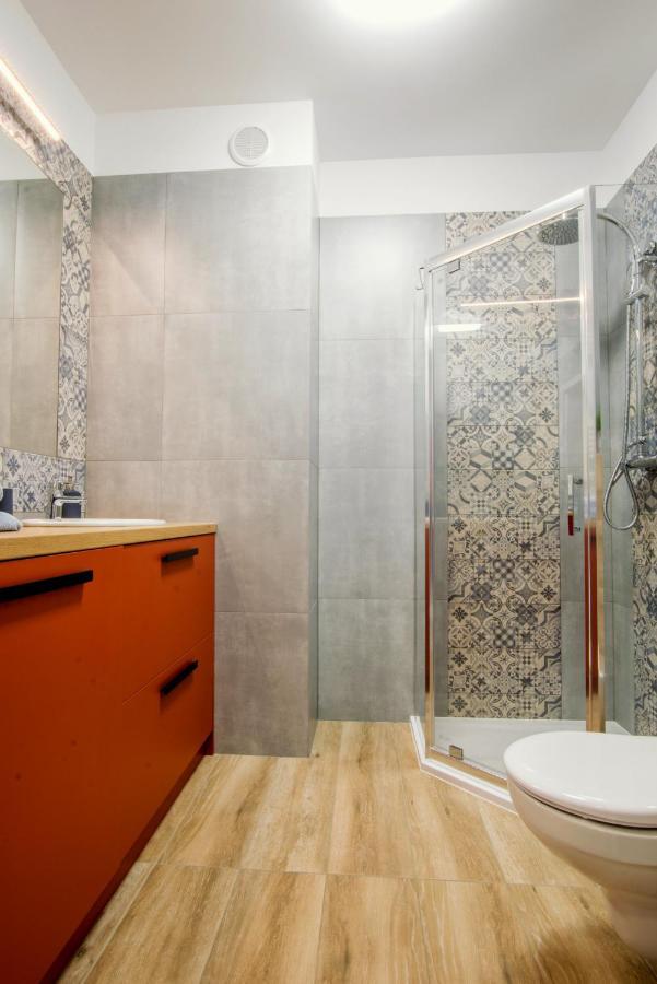 W&K Apartments - Ginger Suite - Faktura Vat, Parking Koszalin Ngoại thất bức ảnh