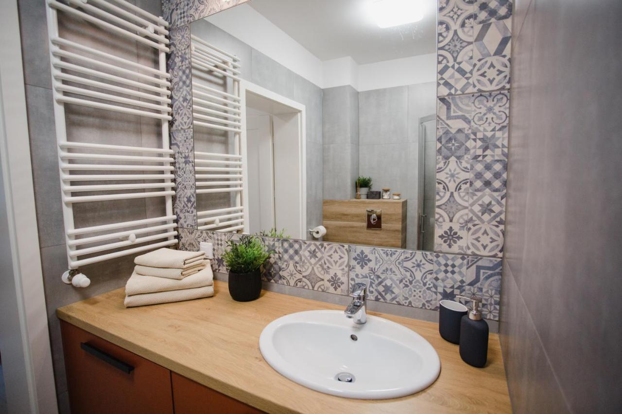 W&K Apartments - Ginger Suite - Faktura Vat, Parking Koszalin Ngoại thất bức ảnh
